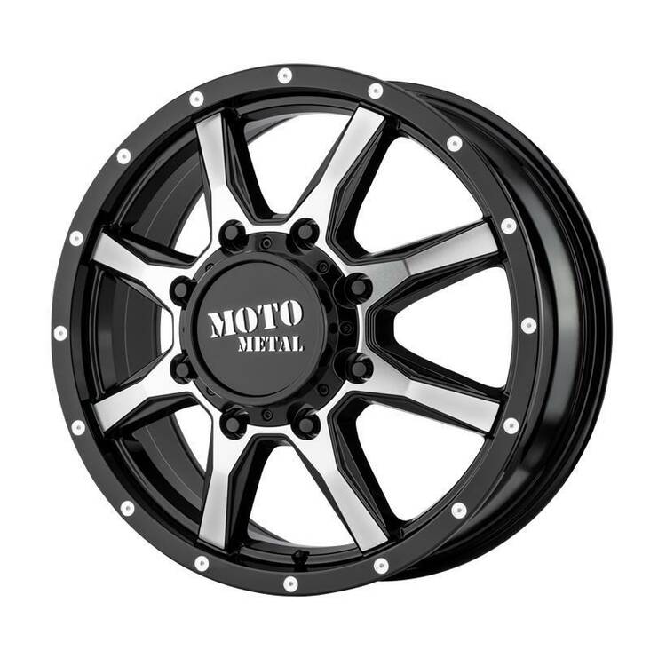 MO995 Gloss Black Machined - Front 8,25x20 8/210 ET127 CB154.3 60° - Alumiinivanteet - 238721 - 1