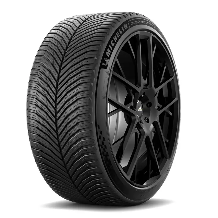 245/40R18 97Y Michelin CROSSCLIMATE 3 SPORT XL RG DOT: 2025 - Henkilöauton kesärenkaat - 360152 - 1