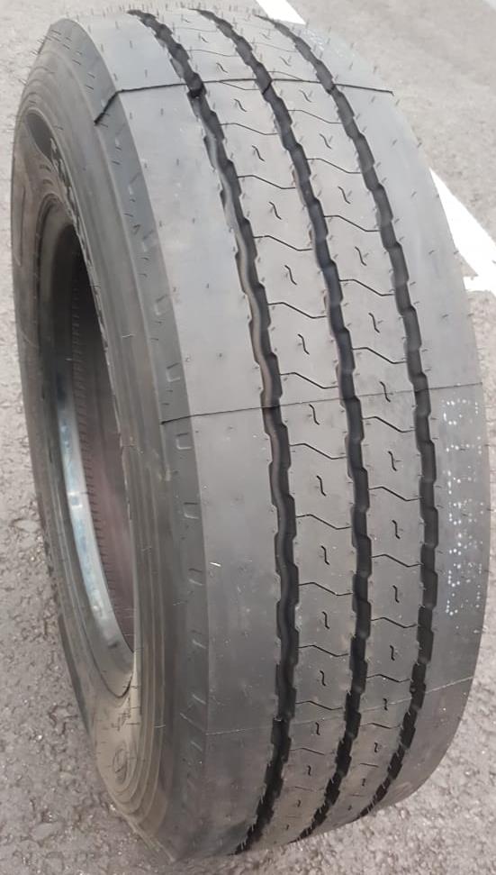 245/70R19,5 141/140J Goodyear KMAX T M+S 3PMSF TRAILER - Kuorma-auton renkaat - 261963 - 1