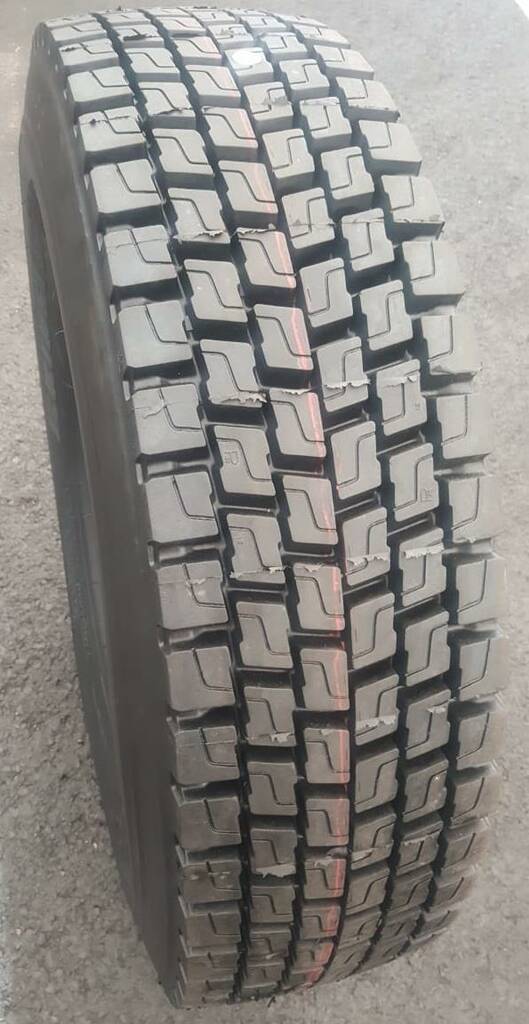 295/80R22,5 154/149M KA pinnoitettu P48 sis. 1 Bridgestone runko M+S 3PMSF DRIVE DOT: 2023 - Kuorma-auton renkaat - 262123 - 1