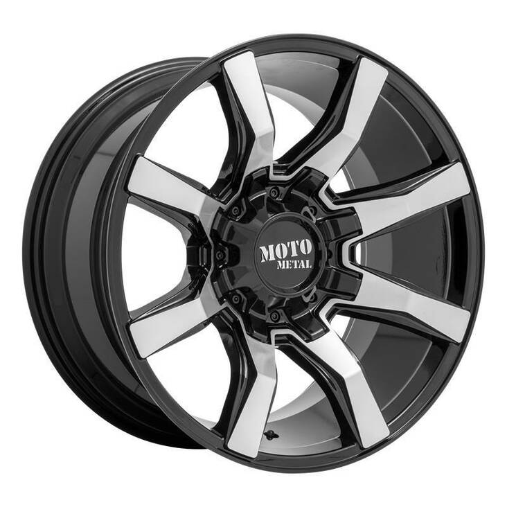 MO804 Gloss Black Machined 10x22 5/139,7/150 ET-18 CB110,1 60° - Alumiinivanteet - 278003 - 1