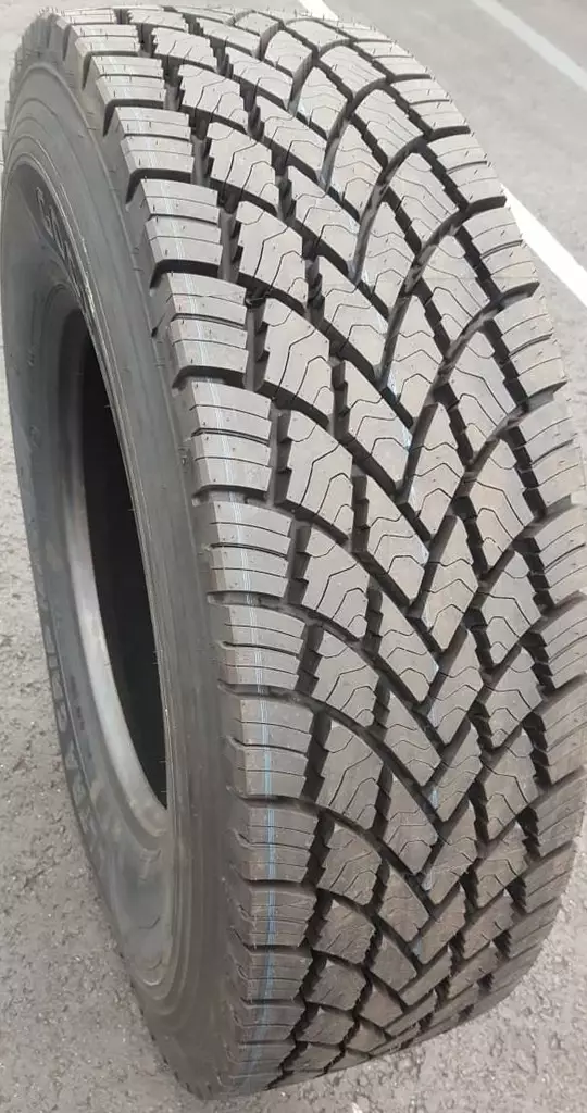315/60R22,5 152/148L Goodyear ULTRA GRIP MAX D M+S 3PMSF DRIVE ERÄ DOT: 2024 - Kuorma-auton renkaat - 374694 - 1