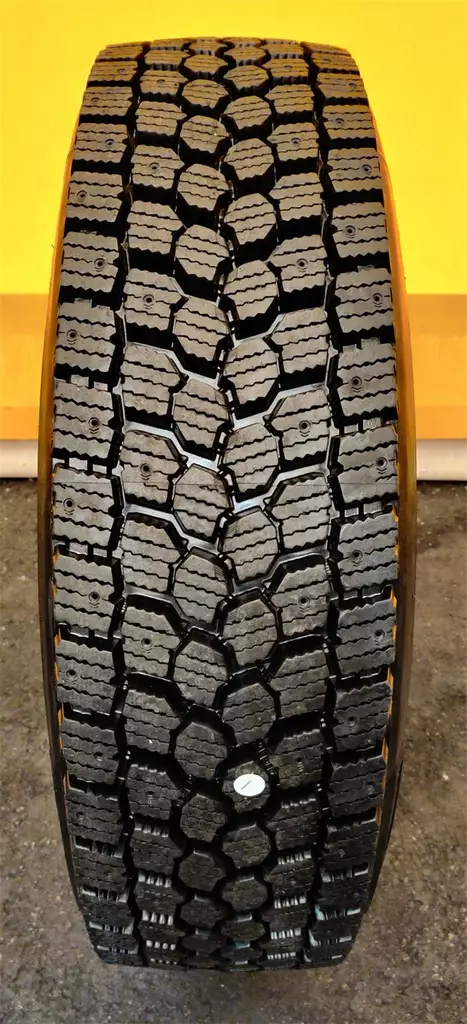 315/80R22,5 156/150L KA pinnoitettu Noktop E2 sis. 1 Bridgestone runko DRIVE DOT: 2025 - Kuorma-auton renkaat - 357334 - 1