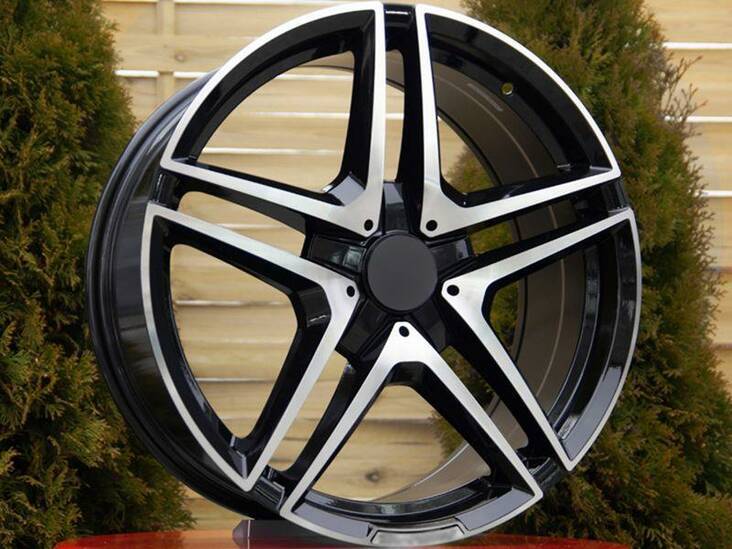 Giant Black Front Polished 8,5x20 5/112 ET35 CB66.5 60° - Alumiinivanteet - 313504 - 1