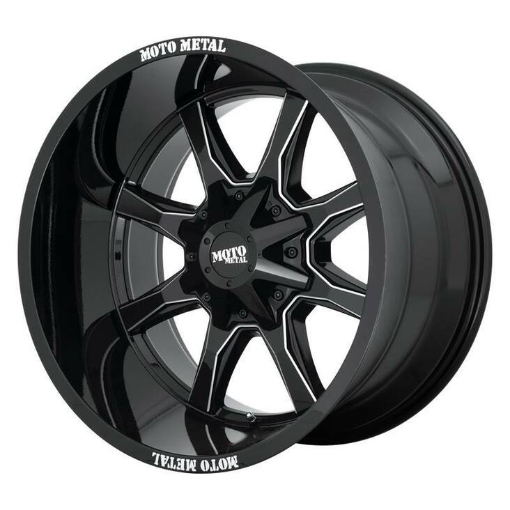 MO970 GLOSS BLACK W/ MILLED SPOKE & MOTO METAL ON 9x17 5/127/139,7 ET-12 CB78,1 60° - Alumiinivanteet - 327444 - 1
