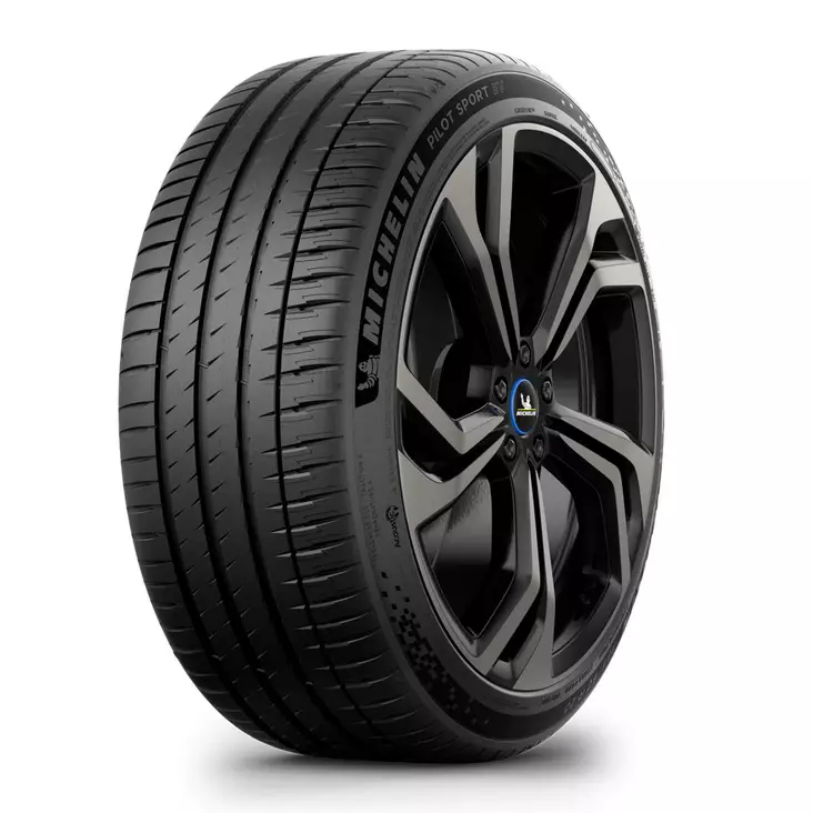 275/35R21 103W Michelin PILOT SPORT EV XL ERÄ DOT: 2023 - Henkilöauton kesärenkaat - 366077 - 1
