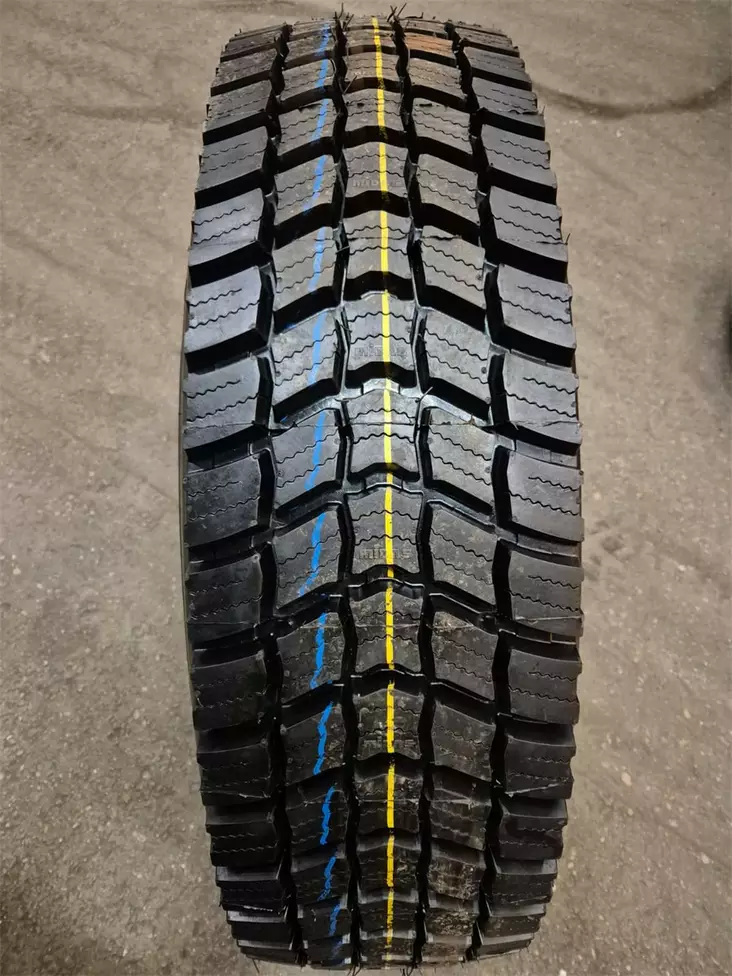 315/70R22,5 KA pinnoitettu MDW+ sis. 1 runko M+S 3PMSF DOT: 2026 - Kuorma-auton renkaat - 371297 - 1