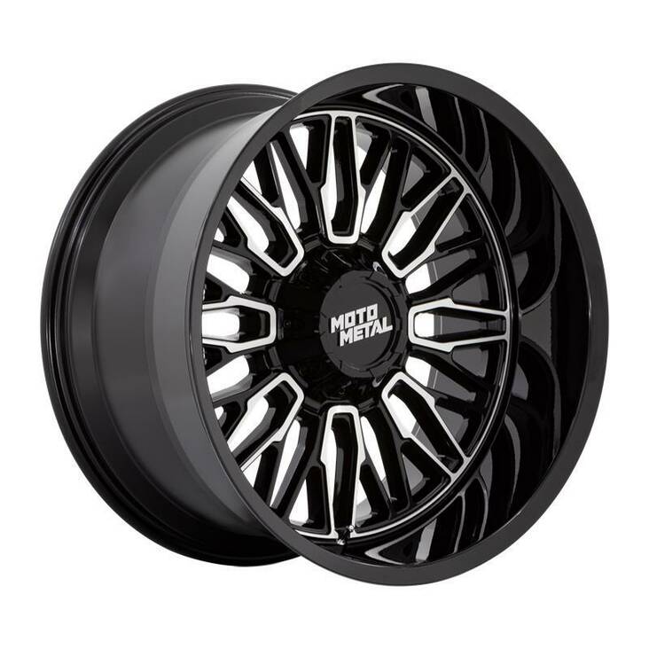 MO809 STINGER GLOSS BLACK MACHINED 9x20 6/135/139,7 ET18 CB106.1 60° - Alumiinivanteet - 327397 - 1