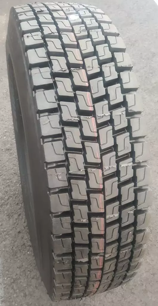 295/60R22,5 KA pinnoitettu P48 sis. 1 Bridgestone runko DRIVE DOT: 2024 - Kuorma-auton renkaat - 348547 - 1