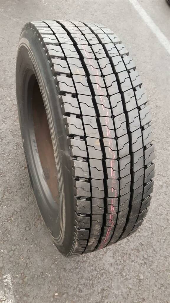 295/60R22,5 KA pinnoitettu P74 sis. 1 runko DRIVE DOT: 2023 - Kuorma-auton renkaat - 281478 - 1