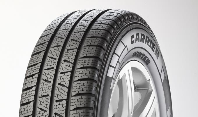 225/65R16C 112R Pirelli CARRIER WINTER Kitka DOT: 2023 - Kitkarenkaat - 323679 - 1