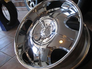 Aveny (M963) 10x23 6/139 ET15 CB108,0 60° - Alumiinivanteet - 21869 - 1
